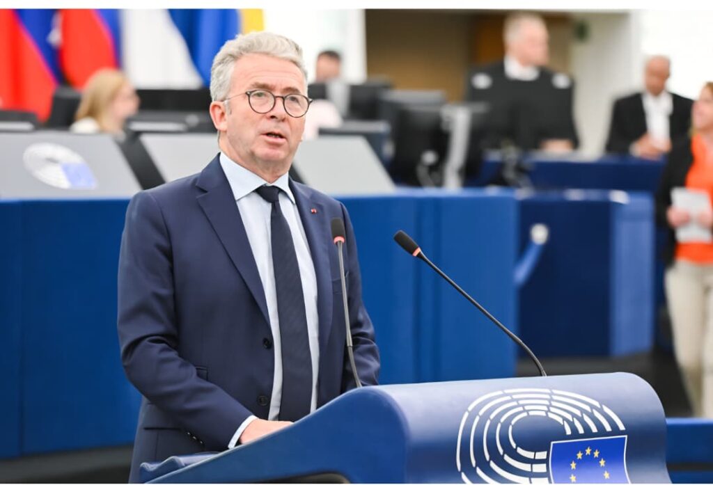 Autant le dire : comme si cet eurodéputé provoquait le Burkina Faso